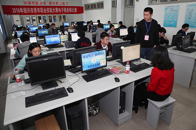 【圖文】崇尚技術(shù)之長(zhǎng):我校承辦市職業(yè)技能大賽